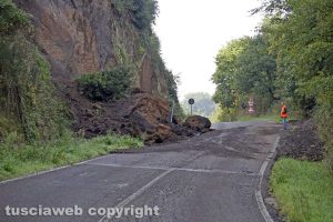 Viterbo - La Quercia - I rocciatori in strada Acquabianca
