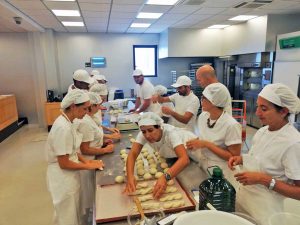 Giampiero Selvaggini con gli allievi