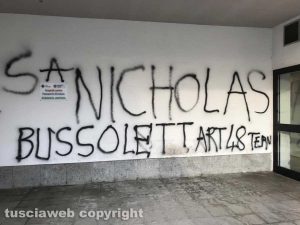 Vandali in via Cardarelli