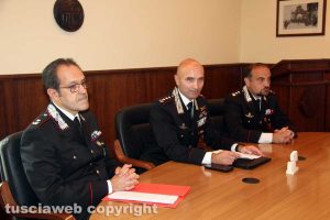La conferenza dell'operazione dei carabinieri Fac simile