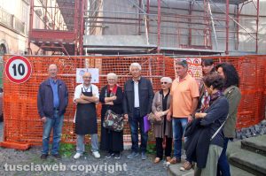 Viterbo - Il Comitato per la riapertura di via Cardinal La Fontaine