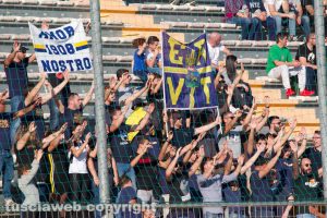 Sport - Calcio - Viterbese - I tifosi in curva