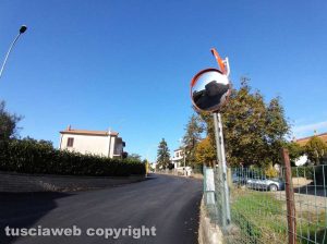 Montefiascone - Specchio parabolico in via Fiordini