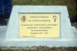 La targa posizionata