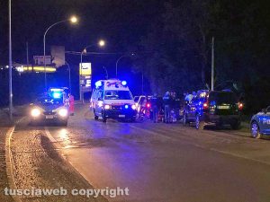 Viterbo - Giovane si sente male sulla Tangenziale ovest - Intervento di 118 e polizia