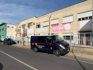 Il servizio antidroga dei carabinieri nelle scuole