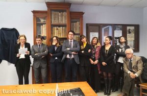 Tribunale - La targa intitolata all'avvocato Luciana Zampi