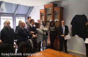 Tribunale - La targa intitolata all'avvocato Luciana Zampi