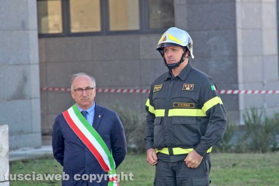 Viterbo - Il sindaco di Montefiascone Paolini alla commemorazione dei vigili del fuoco