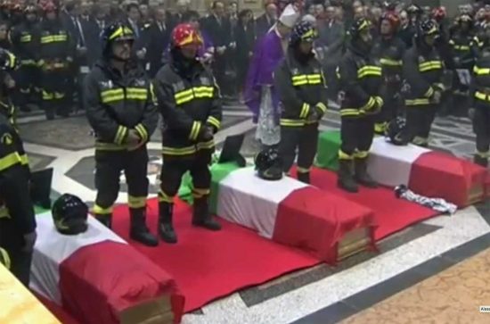 Alessandria - I funerali dei vigili del fuoco Marco Triches, Matteo Gastaldo e Antonino Candido