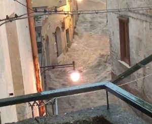 Matera - Maltempo, strade allagate
