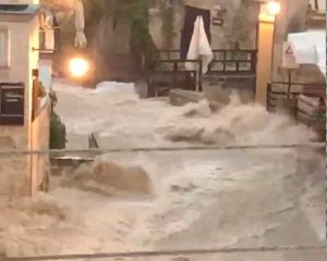 Matera - Maltempo, strade allagate