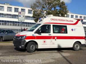 Viterbo - Malore per una signora fuori il tribunale