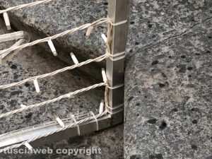 Viterbo - La fontana di piazza delle Erbe deturpata
