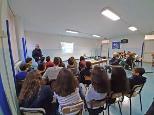 Vasanello - La polizia ferroviaria incontra i ragazzi dell'istituto Monaci
