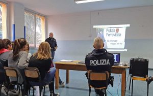 Vasanello - La polizia ferroviaria incontra i ragazzi dell'istituto Monaci