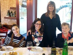 Silvia Somigli (Uil scuola) insieme ai precari