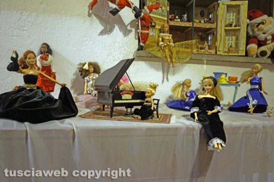 Viterbo - La casa presepe di Vincenzo Fini e Antonella Rocchetti