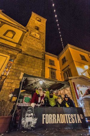 Babbo Natale acrobatico a Bagnoregio