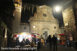 Viterbo - Le luci di Natale nel centro storico