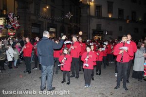 Viterbo - Accensione dell'albero di Natale a piazza del Comune