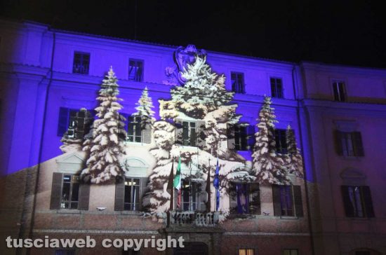 Viterbo - Accensione dell'albero di Natale a piazza del Comune