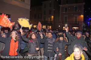 Viterbo - Manifestazione delle Sardine a piazza delle Erbe