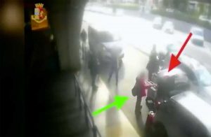 Fiumicino - Tassista aggredisce cliente