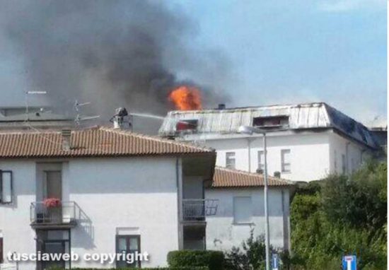 Montefiascone - Incendio palazzo via Tagliamento 12