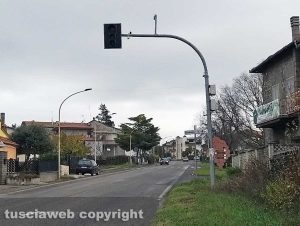 Montefiascone – A Zepponami semafori più spenti che accesi