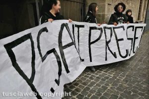 Viterbo - La manifestazione degli studenti contro la Cotral