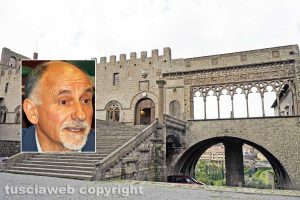 Viterbo - Il Palazzo Papale - Nel riquadro Luciano Dottarelli