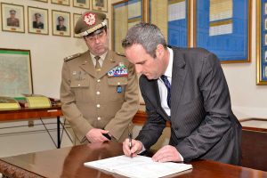 Civitavecchia - L'onorevole Battilocchio visita il Cesiva