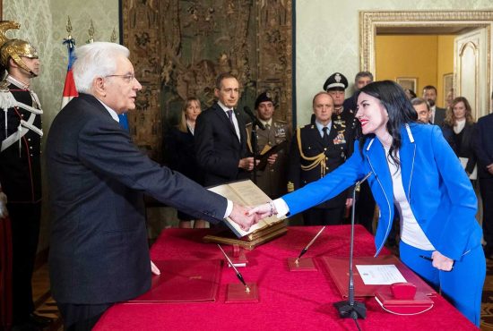 Roma - La ministra dell'Istruzione Lucia Azzolina durante la cerimonia del giuramento al Quirinale, con il presidente Mattarella
