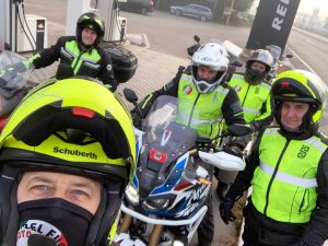 Terni - Vigili del fuoco in moto portano medicinali a Viterbo
