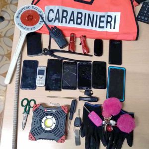 Furto in un cantiere - Il materiale sequestrato dai carabinieri