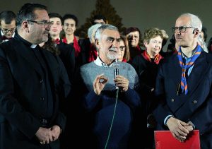 Viterbo - Il concerto "Natale senza confini 2" - Da sinistra: don Luca Scuderi, padre Luigi Cencin, Paolo Moricoli 