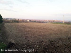 Montefiascone - Il terreno dell'ampliamento dell'isola ecologica