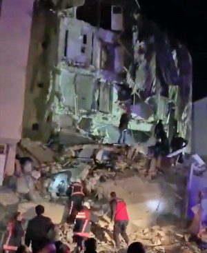 Turchia - Violento terremoto a Elazig