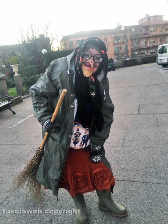 Viterbo - La Befana alla casa di cura Villa Rosa