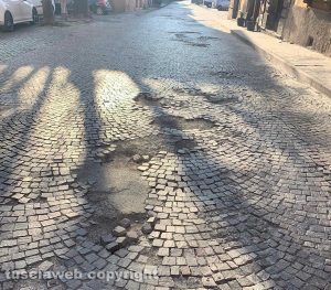 Viterbo - Buche in via Maria S.S. Liberatrice