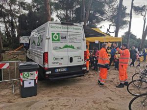 Orbetello - Pulizia della spiaggia della Feniglia 