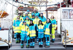 Sutri - I volontari della Misericordia posano al Caffeina Christmas village