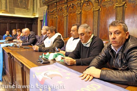 Viterbo - La conferenza stampa della polizia penitenziaria