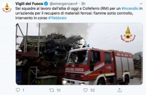 Roma - Il tweet dei vigili del fuoco sull'incendio in una fabbrica di materiale ferroso
