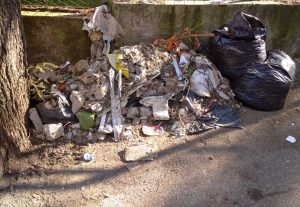 Sutri - Amianto abbandonato tra i rifiuti
