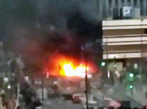 Parigi - Incendio nel quartiere della Gare de Lyon