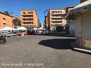  “Calcio in culo” al Sacrario anche al mercatino dell’antiquariato
