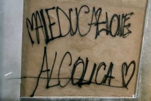 Viterbo - La scritta in Corso Italia