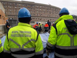 Tenda triage a Belcolle, montata da Aeopc
